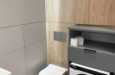 Alquiler a largo plazo de un piso de 3 habitaciones y 53 m² en el distrito Ursus, Varsovia, Polonia