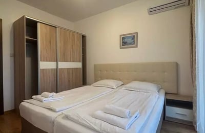 Langzeitmiete einer 2-Zimmer-Wohnung mit Meerblick, Varna, Viertel Alen Mak, Bulgarien