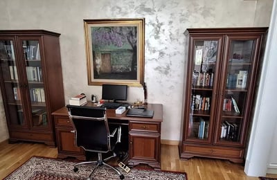 Alquiler a largo plazo de un piso de 3 habitaciones 75m² cerca del centro, Belgrado, Serbia