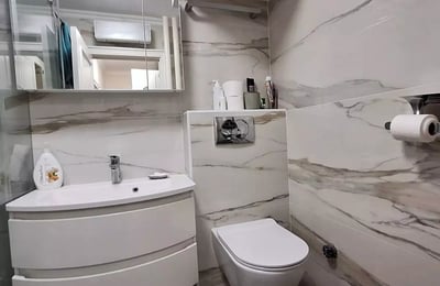 Alquiler a largo plazo de un piso de 3 habitaciones 75m² cerca del centro, Belgrado, Serbia