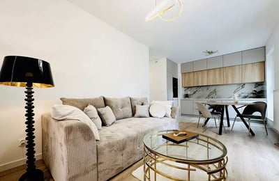 Long-term rental of a 3-room apartment 52m², Prądnik Czerwony, Kraków, Poland