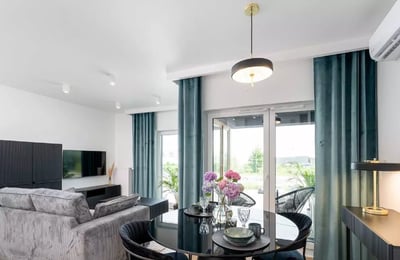 Alquiler a largo plazo: piso de 2 habitaciones de 41 m² en Czyżyny, Cracovia, Polonia
