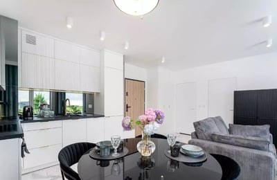 Alquiler a largo plazo: piso de 2 habitaciones de 41 m² en Czyżyny, Cracovia, Polonia