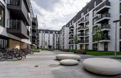 Alquiler a largo plazo: piso de 2 habitaciones de 41 m² en Czyżyny, Cracovia, Polonia