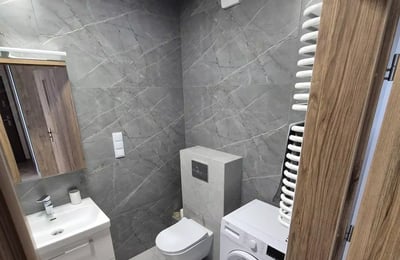 Langzeitmiete: 3-Zimmer-Wohnung mit 51 m² in Czyżyny, Krakau, Polen