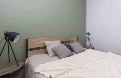 Alquiler a largo plazo: departamento de 2 habitaciones de 55 m² en Stare Miasto, Cracovia, Polonia