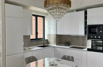 Location longue durée d’un appartement 3 pièces de 82 m² dans la résidence premium BW Sole, Belgrade, Serbie