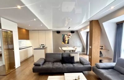 Langzeitmiete 4-Zimmer-Wohnung — Varna, Park Vazrazhdane, Bulgarien