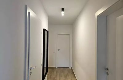 Долгосрочная аренда 2-комнатной квартиры в Urban Plaza, Брашов, Румыния