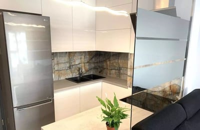 Langzeitmiete 2-Zimmer-Wohnung 33 m², Promenady Wrocławskie, Breslau, Polen