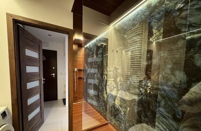 Alquiler a largo plazo piso de 1 habitación 40 m² en el distrito de Zabłocie, Cracovia, Polonia