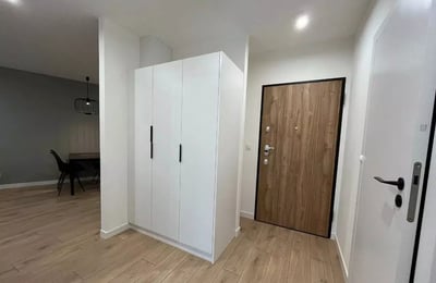Long-term rental of a 3-room apartment, 64 m², Kraków, Poland