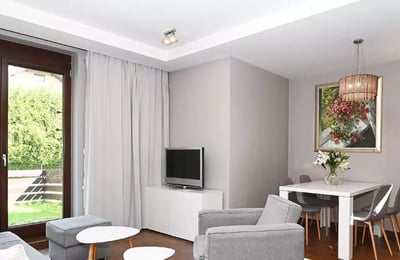 Long-term rental of a 3-room apartment, 63 m², in Bronowice district, Kraków, Poland