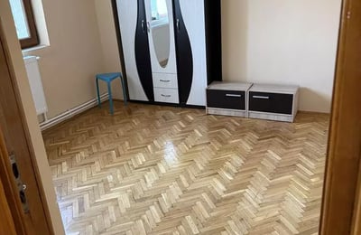 Location longue durée d’un appartement 4 pièces, 85 m², Constanța, Roumanie