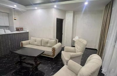 Langzeitmiete einer 3+1-Wohnung, 100 m², Batumi, Georgien