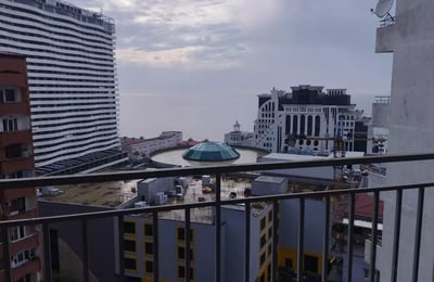 Langzeitmiete einer 3+1-Wohnung, 100 m², Batumi, Georgien