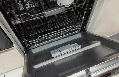 Langzeitmiete einer 2+1 Wohnung, 65 m², Batumi, Georgien