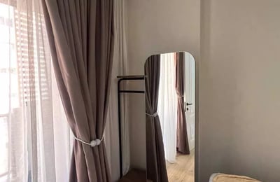 Langzeitmiete einer 2+1 Wohnung, 65 m², Batumi, Georgien