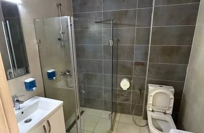 Location longue durée d’un studio, 33 m², Batoumi, Géorgie