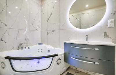 Long-term rental of a 2-room apartment, 54 m², Paris, France