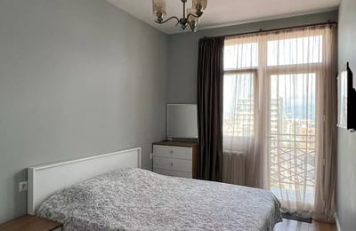 Alquiler a largo plazo de apartamento 1+1 de 45 m² en Batumi, Georgia