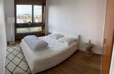Long-term rental of 4-room apartment 91 m² in the 15th arrondissement, Paris, France