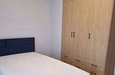 Long-term rental of 4-room apartment 78 m² in central Kraków, Poland
