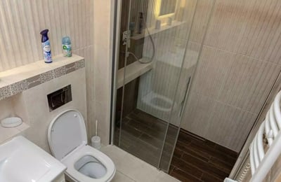 Langfristige Miete einer 2-Zimmer-Wohnung mit 50 m² in Krakau, Polen