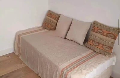 Location longue durée d’un appartement de 90 m² et 3 chambres au centre d’Alicante, Espagne