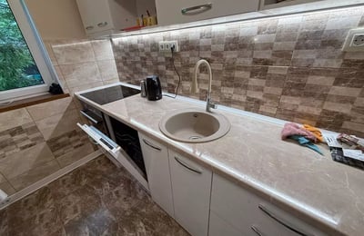 Langfristige Vermietung einer 3-Zimmer-Wohnung in Nizhniy Briz, Varna, Bulgarien