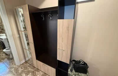 Langfristige Vermietung einer 3-Zimmer-Wohnung in Nizhniy Briz, Varna, Bulgarien