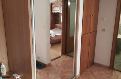 Location longue durée d’un appartement 2 pièces de 56 m² à Tomis III, Constanța, Roumanie