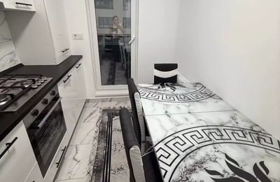 Location longue durée d’un appartement 2 pièces 65 m², Constanța, Roumanie