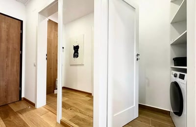 Alquiler a largo plazo de piso de 2 habitaciones — Urban Plaza, Brașov, Rumanía