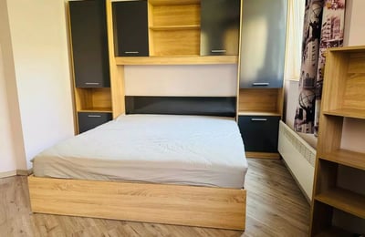 Alquiler a largo plazo de piso de 2 habitaciones — barrio Briz, Varna, Bulgaria