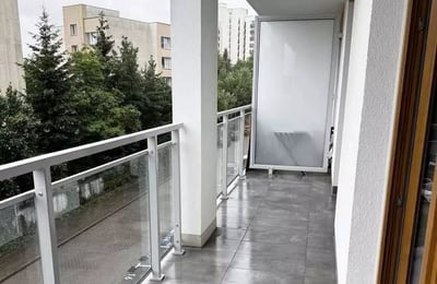 Location longue durée d’un appartement 2 pièces 44.71 m² — Mokotów, Varsovie, Pologne