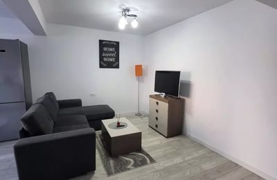 Alquiler a largo plazo de piso de 2 habitaciones 57 m² — Palazu Mare, Constanza, Rumanía