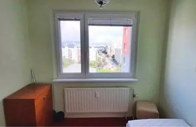 Location longue durée d’un appartement 3 pièces dans le quartier Petržalka, Bratislava, Slovaquie