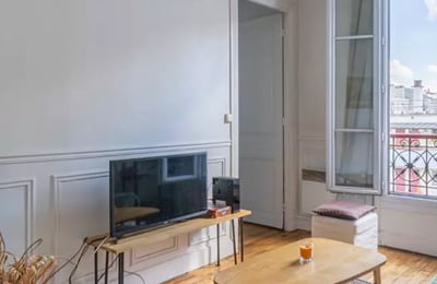 Long-term rent of 2-room apartment 33 m², Paris, France
