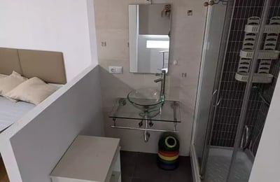 Location longue durée d’un appartement 2 pièces de 50 m² à Alicante, Espagne
