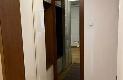 Langfristige Miete einer 3-Zimmer-Wohnung 68 m² im Stadtteil Vozdovac, Belgrad, Serbien