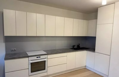 Location longue durée d’un appartement 3 pièces de 53 m² à Płaszów, Cracovie, Pologne