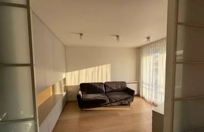 Location longue durée d’un appartement 3 pièces de 53 m² à Płaszów, Cracovie, Pologne
