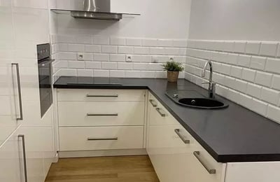 Location longue durée : appartement 2 pièces 34 m² dans le quartier Stary Mokotów, Varsovie, Pologne
