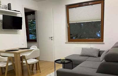Location longue durée : appartement 2 pièces 34 m² dans le quartier Stary Mokotów, Varsovie, Pologne