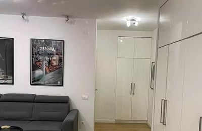 Location longue durée : appartement 2 pièces 34 m² dans le quartier Stary Mokotów, Varsovie, Pologne