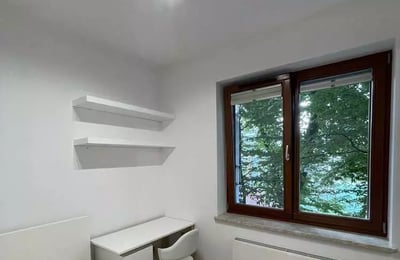 Location longue durée : appartement 2 pièces 34 m² dans le quartier Stary Mokotów, Varsovie, Pologne