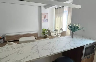 Долгосрочная аренда квартиры с 3 спальнями в Аликанте, Испания