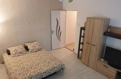 Long-term rental: 2-room apartment 45 m², Constanța, Romania