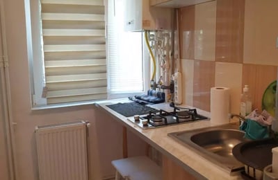 Long-term rental: 2-room apartment 45 m², Constanța, Romania